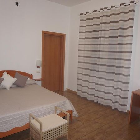 Hotel Villa Souvenir Forza d'Agro Luaran gambar