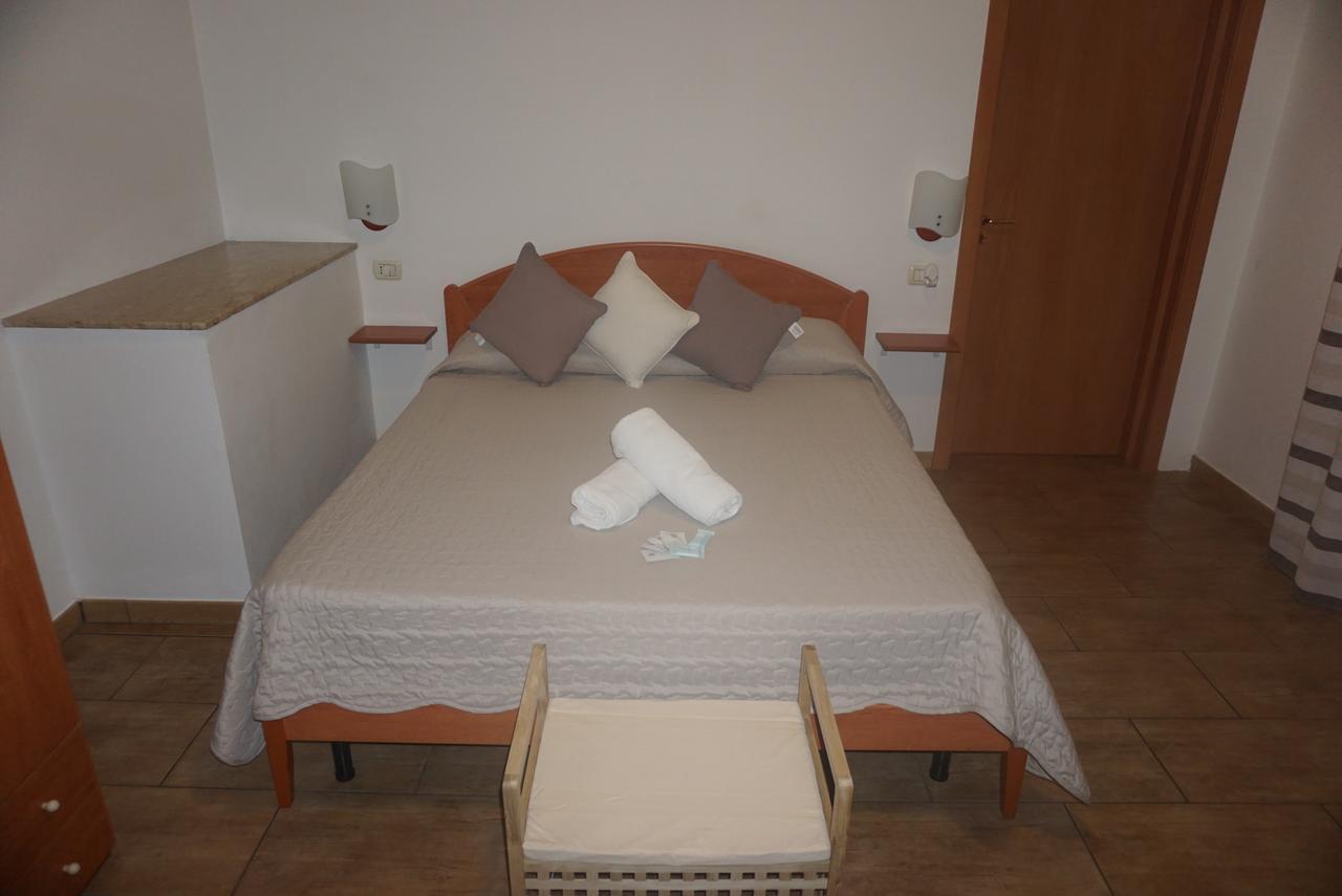 Hotel Villa Souvenir Forza d'Agro Luaran gambar