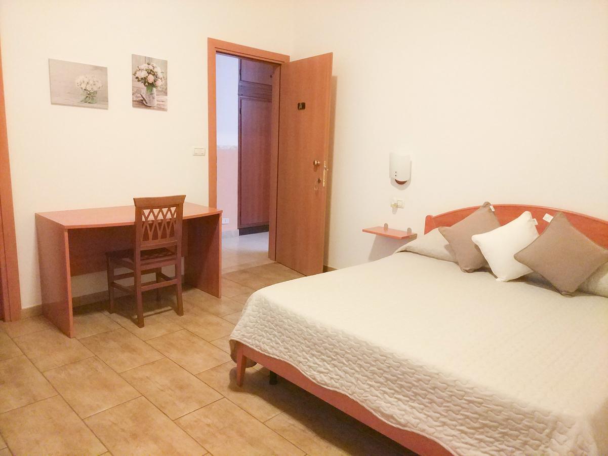Hotel Villa Souvenir Forza d'Agro Luaran gambar